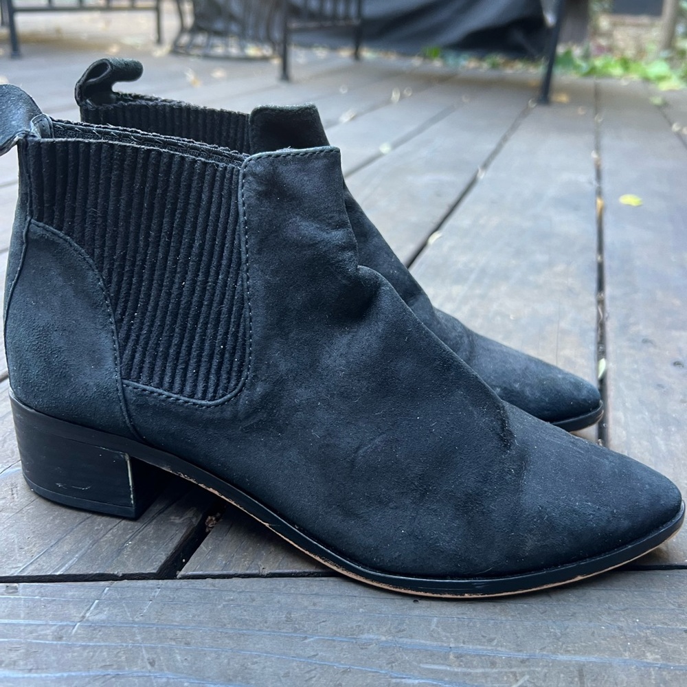dolce vita macie suede heeled boot